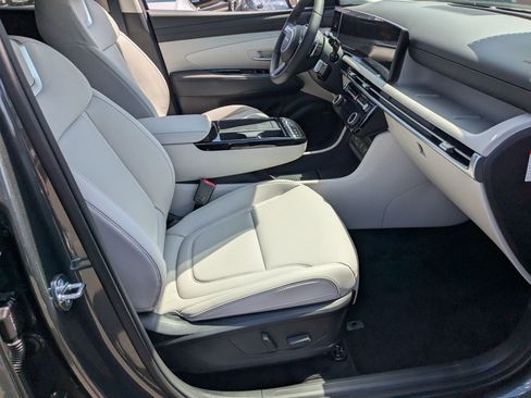New 2025 Hyundai Tucson Limited image 25