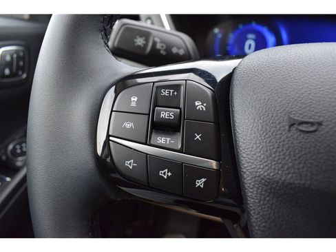 Used 2022 Ford Escape Titanium image 41