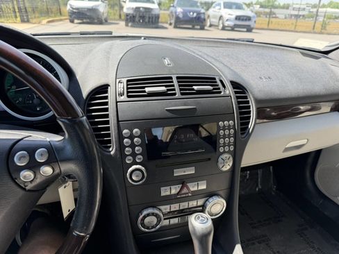 Used 2005 Mercedes-Benz SLK 350 image 22