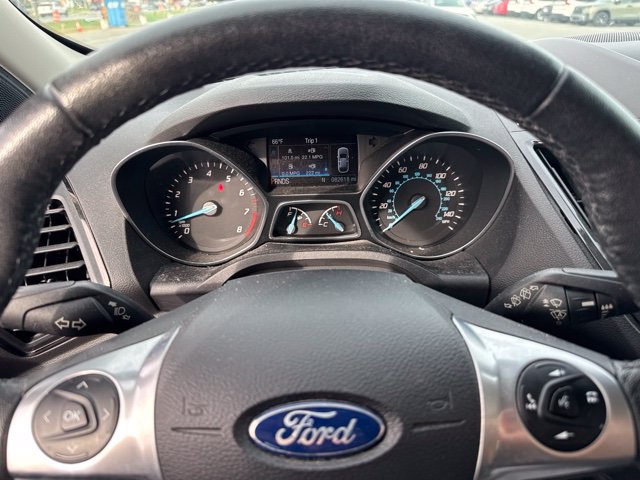 Used 2016 Ford Escape Titanium w/ Equipment Group 301A AWD/4WD image 15
