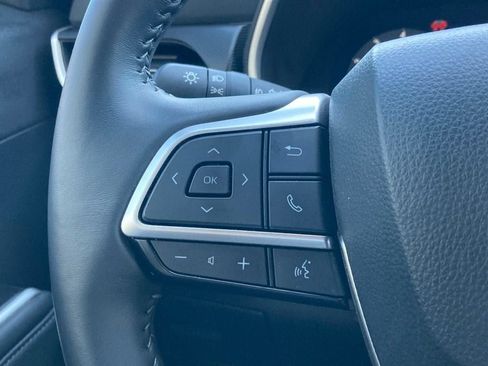Certified 2025 Toyota Highlander XSE AWD/4WD image 16