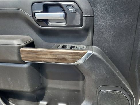 Used 2021 Chevrolet Silverado 1500 LT AWD/4WD image 10
