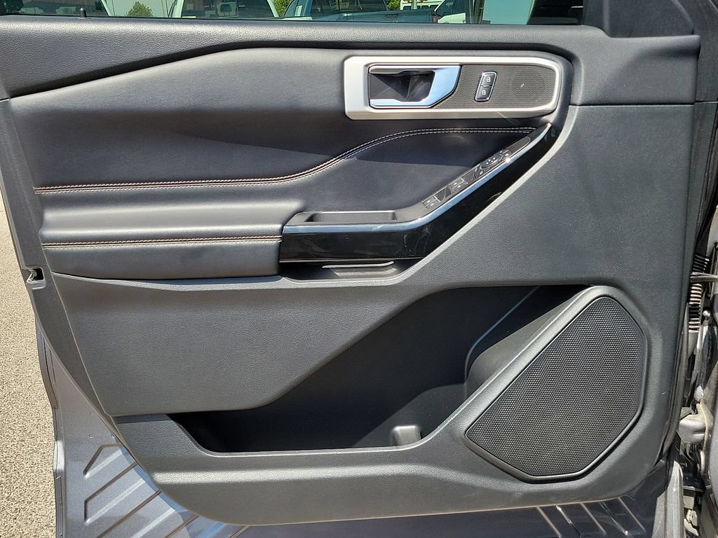 Used 2022 Ford Explorer ST AWD/4WD image 22