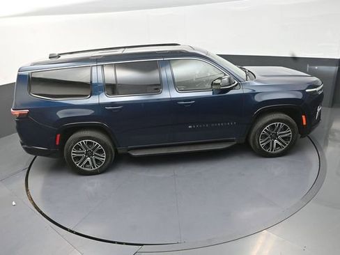 New 2026 Jeep Grand Wagoneer 4WD image 18