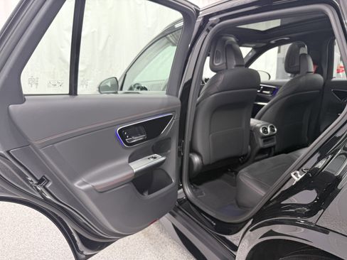 Used 2024 Mercedes-Benz GLC 43 AMG 4MATIC image 14