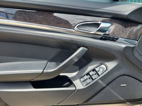 Used 2012 Porsche Panamera 4S image 10