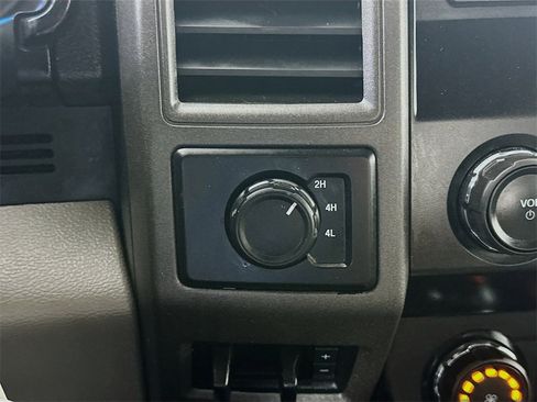 Used 2019 Ford F250 XL w/ XL Value Package image 19