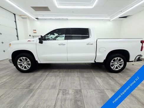 Used 2025 Chevrolet Silverado 1500 LTZ AWD/4WD image 2