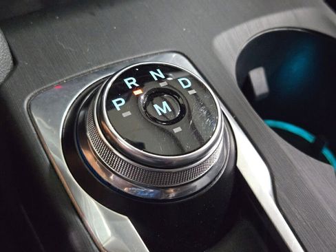 Used 2020 Ford Escape Titanium image 30