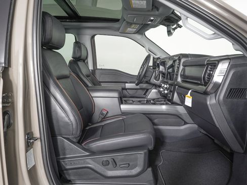 Used 2026 Ford F450 Lariat image 8