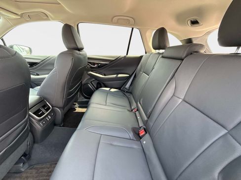 Certified 2025 Subaru Outback Limited AWD/4WD image 15