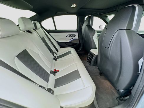 Used 2021 BMW M3 image 19