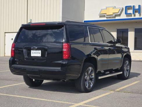 Used 2019 Chevrolet Tahoe LT w/ LT Signature Package AWD/4WD image 7