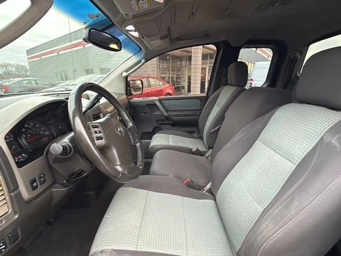 Used 2004 Nissan Titan SE w/ (Bed) Utility Bed Pkg image 10