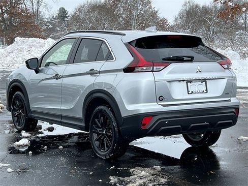 Used 2024 Mitsubishi Eclipse Cross Black Edition image 9
