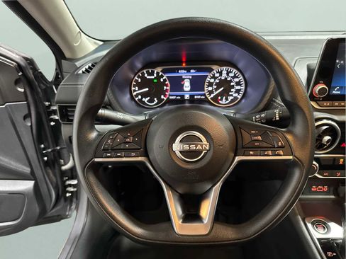 Used 2024 Nissan Sentra SV image 13