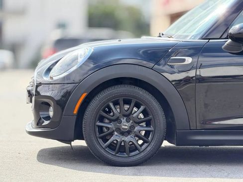 Used 2019 MINI Cooper 2-Door Hardtop FWD image 7