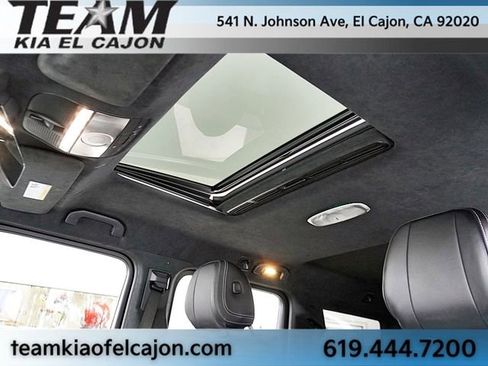 Used 2025 Mercedes-Benz G 550 image 19