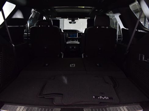 Used 2022 GMC Yukon Denali w/ Denali Ultimate Package image 35