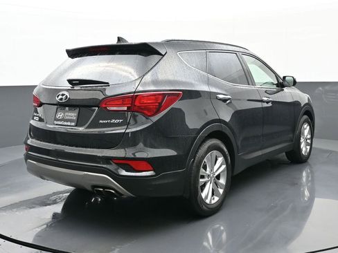 Used 2018 Hyundai Santa Fe Sport 2.0T FWD image 3