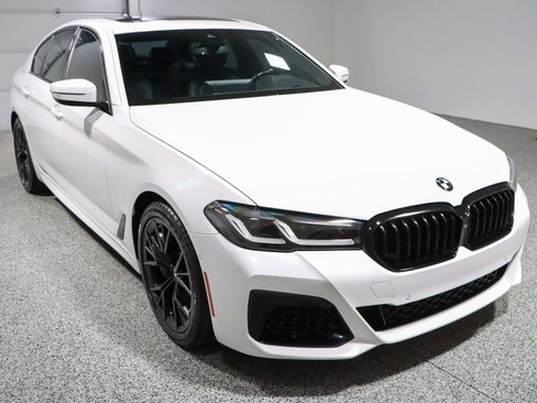 Used 2021 BMW 540i xDrive w/ M Sport Package image 5