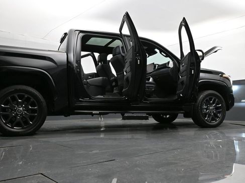 Used 2023 Toyota Tundra Platinum AWD/4WD image 35