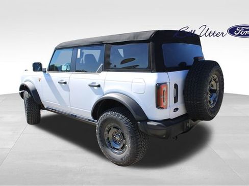 New 2025 Ford Bronco Badlands image 4