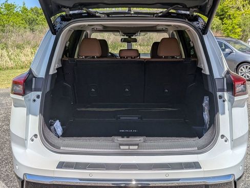 New 2026 Nissan Rogue Platinum w/ Platinum Premium Package AWD/4WD image 29