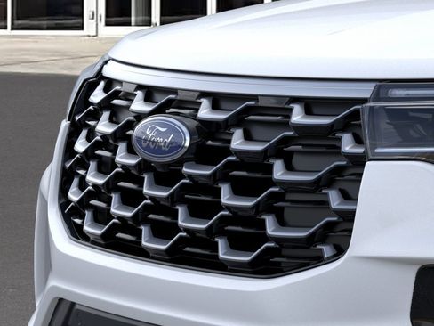 New 2026 Ford Explorer Platinum w/ LUX Leather Package AWD/4WD image 33