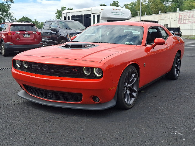 Used 2023 Dodge Challenger R/T Scat Pack w/ Plus Package RWD image 5