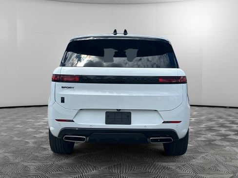 Used 2024 Land Rover Range Rover Sport Dynamic SE AWD/4WD image 8