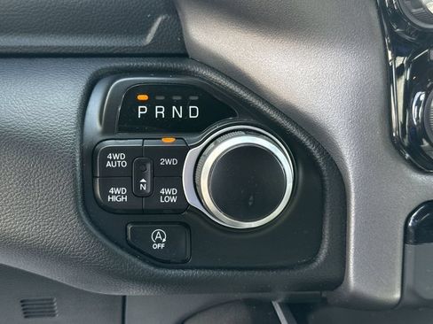 Used 2022 RAM 1500 Big Horn AWD/4WD image 26