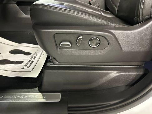 Used 2024 GMC Sierra 2500 Denali w/ Denali Reserve Package image 13