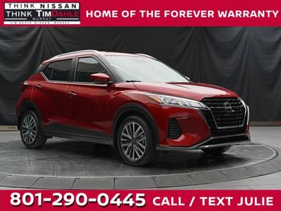 Used 2023 Nissan Kicks SV
