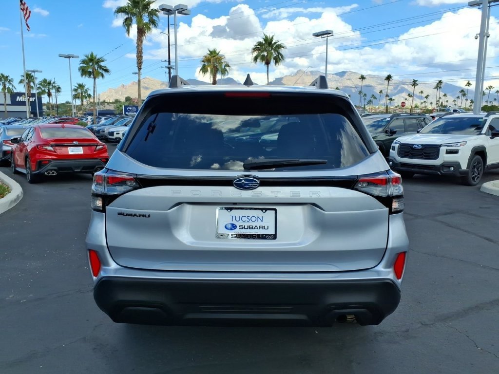 Certified 2025 Subaru Forester Premium AWD/4WD image 11