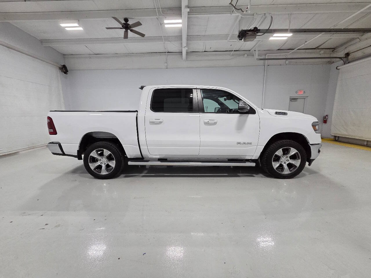 Used 2023 RAM 1500 Laramie AWD/4WD image 10