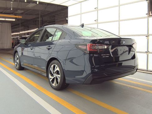 Used 2025 Subaru Legacy Premium w/ Popular Package #1 AWD/4WD image 3
