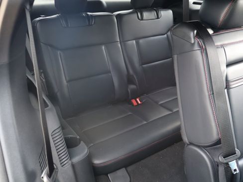 Certified 2026 Ford Explorer ST-Line RWD image 27