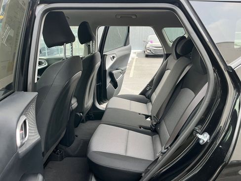 Used 2025 Kia Soul LX w/ LX Technology Package image 23