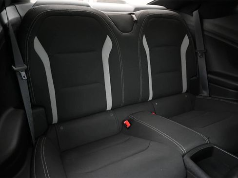 Used 2022 Chevrolet Camaro LT image 20