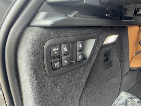 New 2026 BMW X7 xDrive40i AWD/4WD image 6