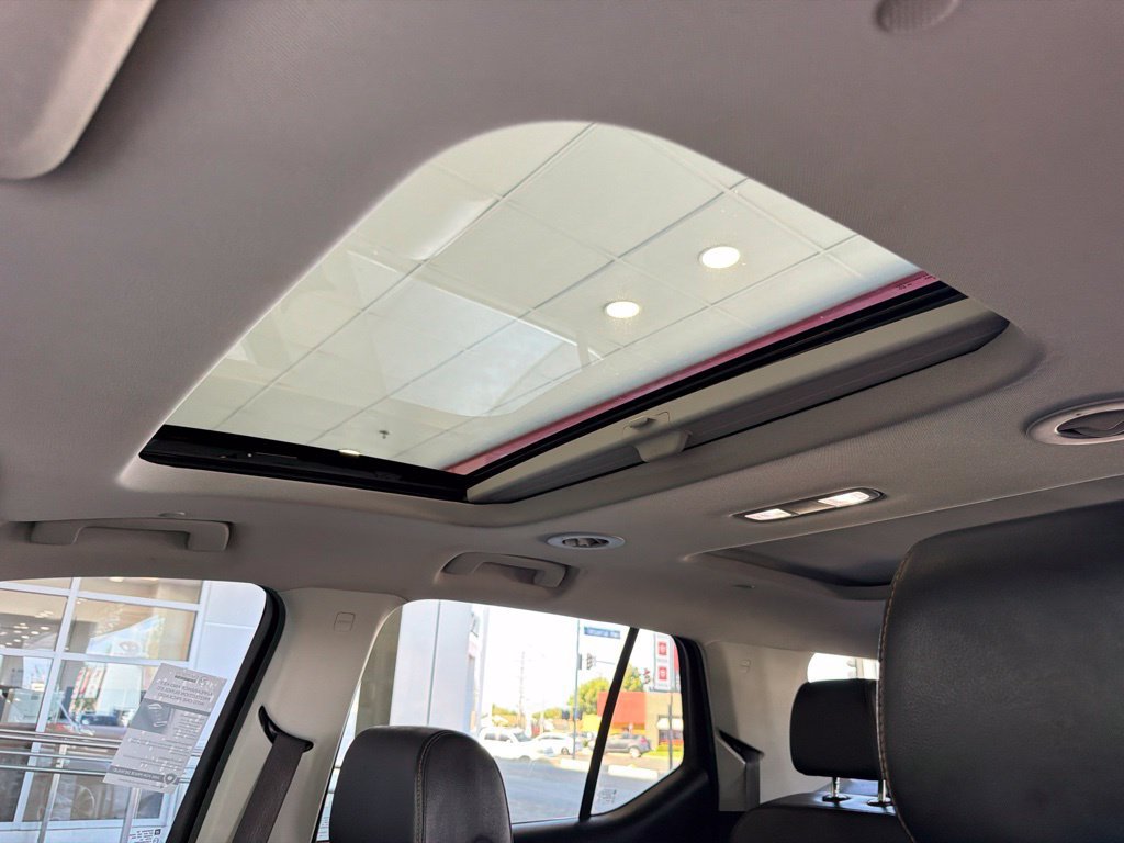 Used 2019 Chevrolet Traverse Premier AWD/4WD image 23