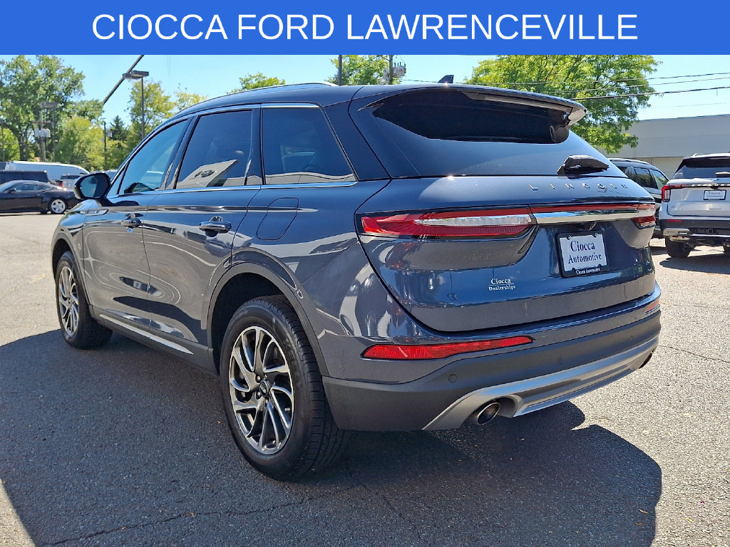 Used 2022 Lincoln Corsair AWD w/ Equipment Group 101A image 7