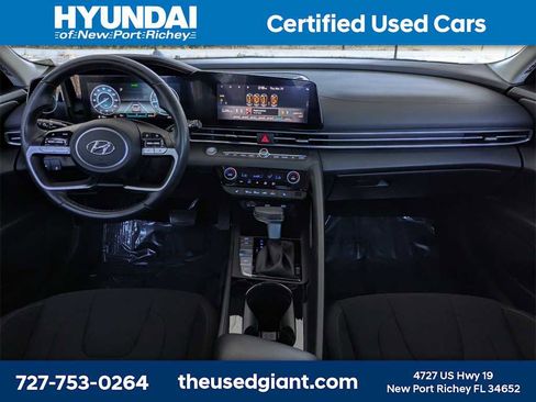Certified 2023 Hyundai Elantra SEL w/ Convenience Package image 14