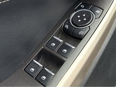 Used 2023 Ford Explorer Limited RWD image 29