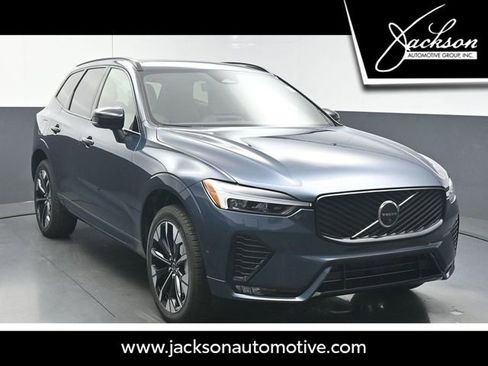 Used 2026 Volvo XC60 B5 Plus w/ Protection Package Premier image 1