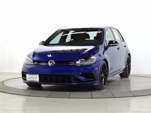 Used 2019 Volkswagen Golf R 4-Door image 3