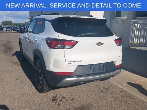 Certified 2021 Chevrolet TrailBlazer LT w/ Convenience Package AWD/4WD image 4