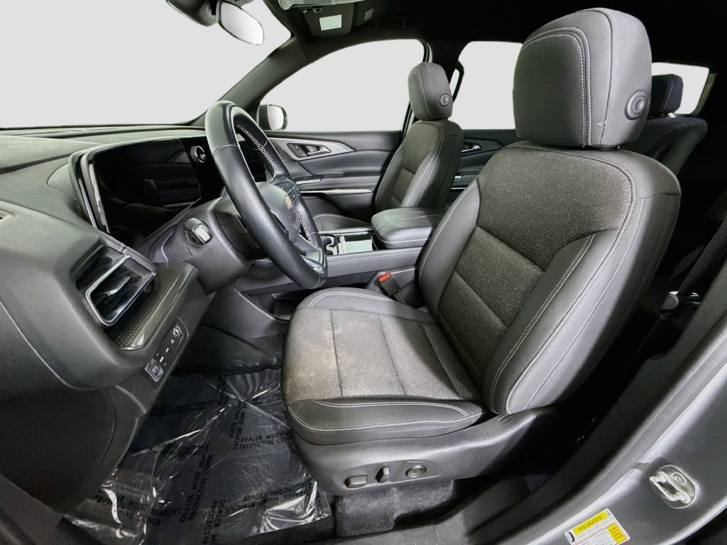 Used 2024 Chevrolet Traverse LT AWD/4WD image 19