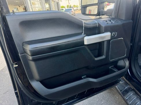 Used 2018 Ford F150 Lariat w/ Equipment Group 502A Luxury image 13